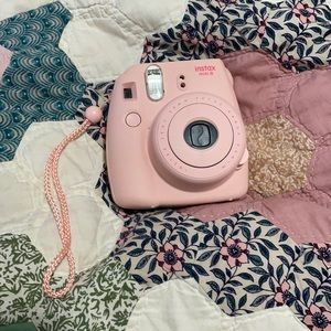 Fujifilm Instax Mini 8 Polaroid Camera
